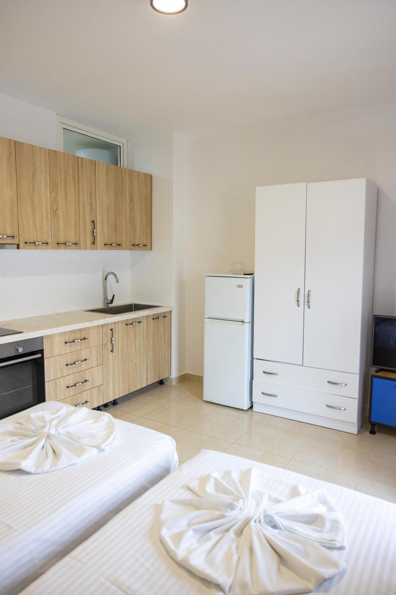 Blue Apartments & Hotel Shëngjin מראה חיצוני תמונה